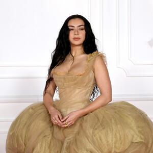 Rekla je da ne želi decu i usledilo je &ndash; neprijatno ubeđivanje: Razgovor glumca i pevačice naljutio njene obožavaoce