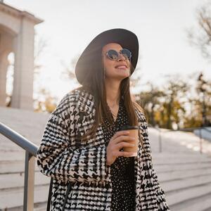 Dnevni horoskop za 6 . februar: Oko Rakova se "muvaju" mnogi i prija im, Device budite partneru pri ruci, trebate mu