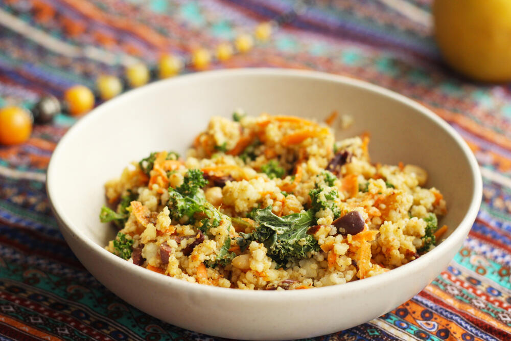 Salata sa kuskusom i keljem