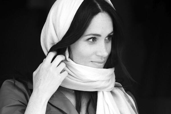 Da li je ovo njeno najbolje izdanje do sada? Megan Markl izašla na crveni tepih u kreaciji kakvu od nje nismo očekivali