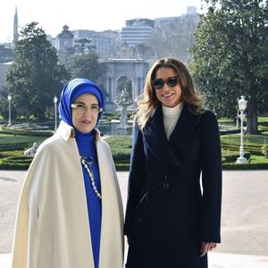 Modna magija zasenila diplomatiju: Ranija od Jordana i Emine Erdogan odmerile stajlinge i desilo se (ne)očekivano