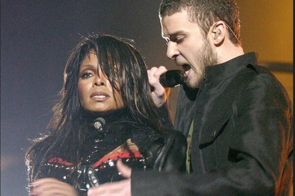 22 godine od najvećeg skandala na Superbolu: Zbog "slučajnog" snimka pevačicinih golih grudi je nastao Jutjub