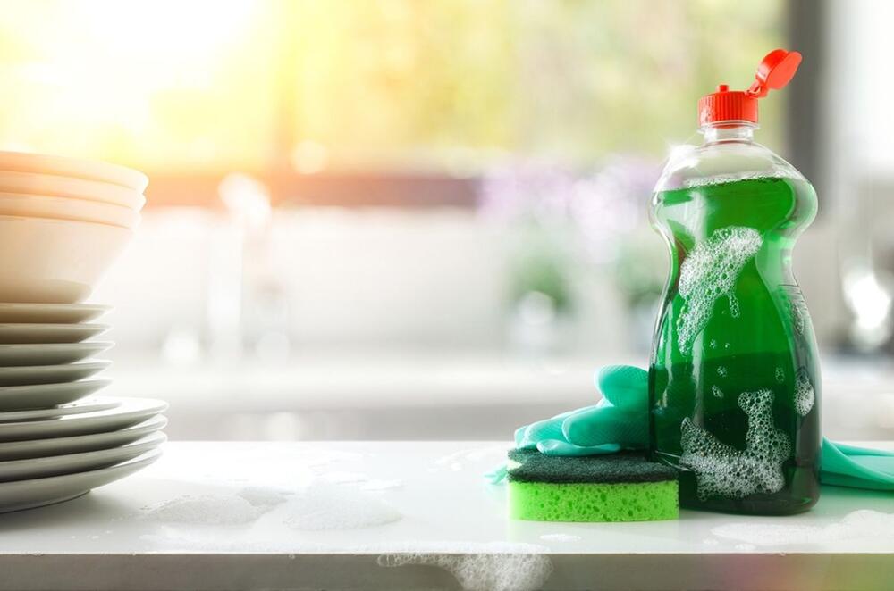 6 STVARI KOJE SE SUPER ČISTE DETERDŽENTOM ZA SUDOVE
