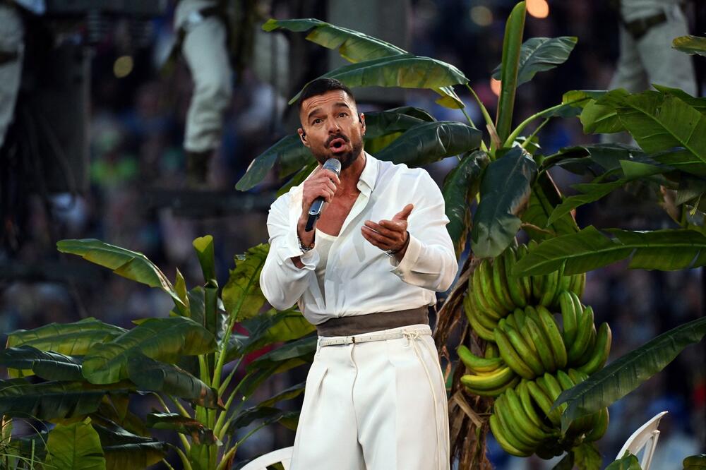 Riki Martin tokom nastupa na Superbolu