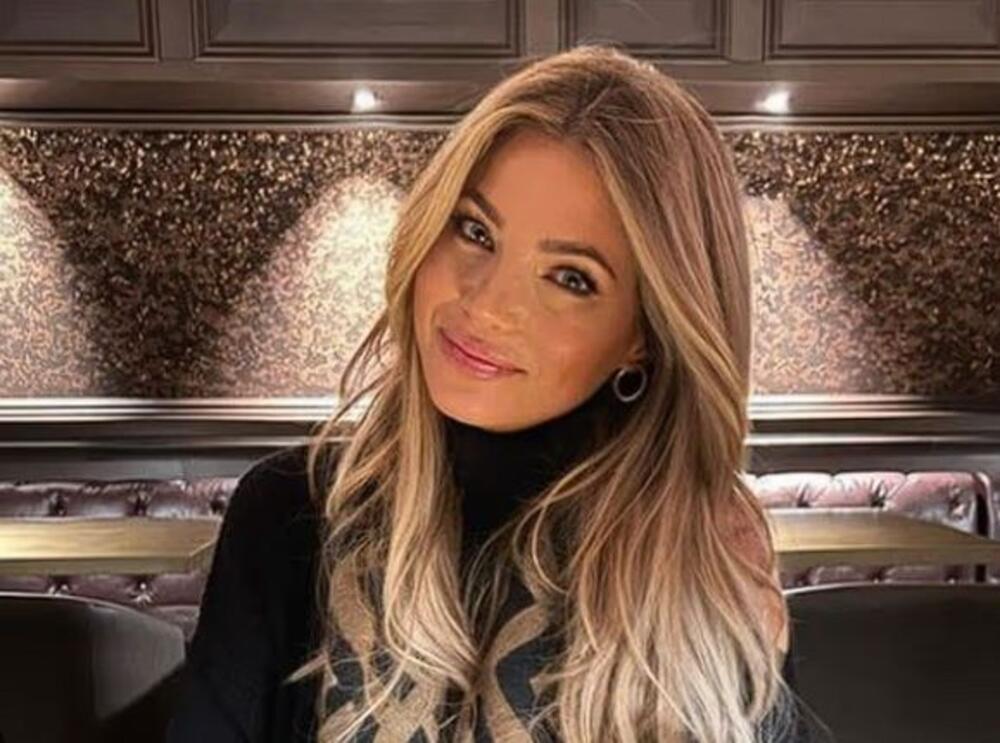 Amber Lankaster malo ko poveruje ko ima godina kad čuje da je u četrdesetim