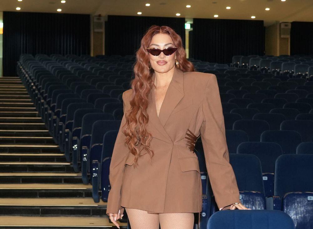 Slovenačka muzička senzacija Senidah najavila je danas dva koncerta u beogradskom "Centru Sava", 22. i 23. maja, a tim povodom je održala konferenciju za medije u čuvenoj Plavoj dvorani.