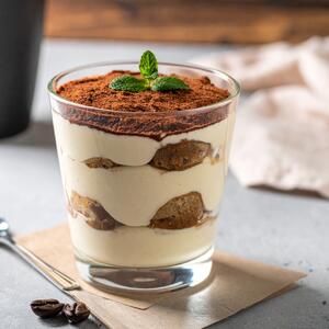 Kremast, ukusan i gotov za 60 sekundi! Tiramisu po receptu Gordona Remzija koji svako može da napravi