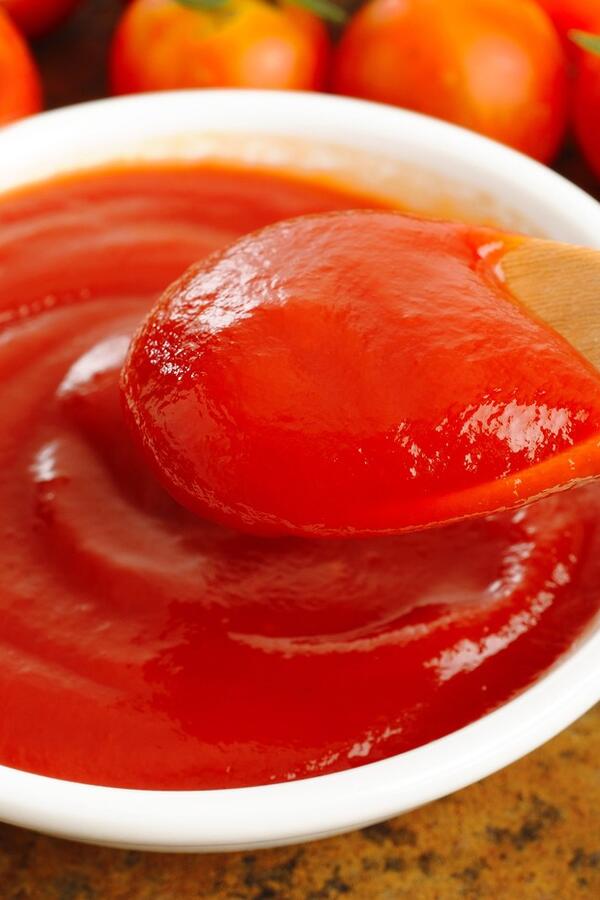 7 stvari koje se najlakše čiste &ndash; kečapom! Šporet, staro posuđe, srebrni nakit i još mnogo toga će izgledati kao novo