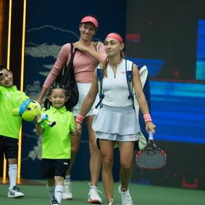 Rođena u Moskvi, sa 3 godine uzela reket u ruke, igra srcem prave lavice: Nesvakidašnja životna priča srpske teniserke