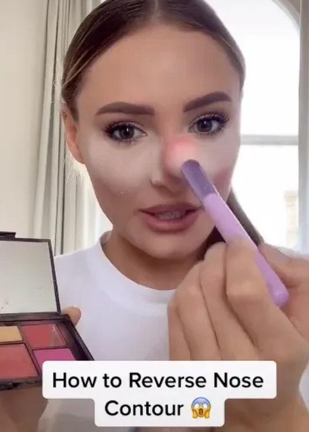 Rumenilo je obavezan deo svakog nesesera sa šminkom