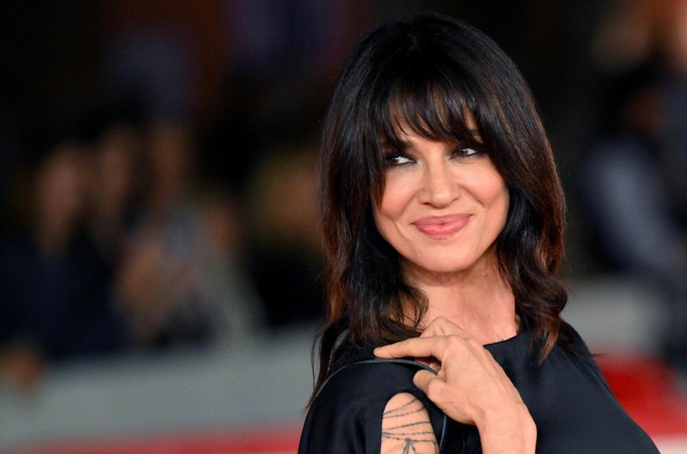 Azija Arđento na crvenom tepihu