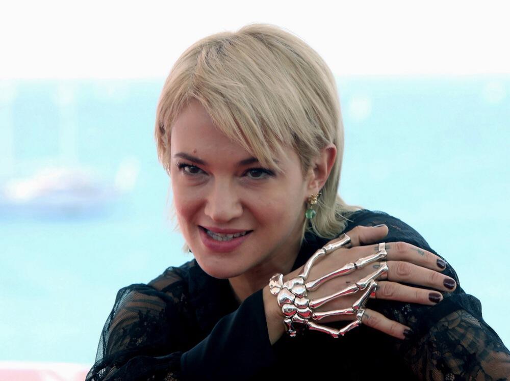 Azija Arđento u Kanu