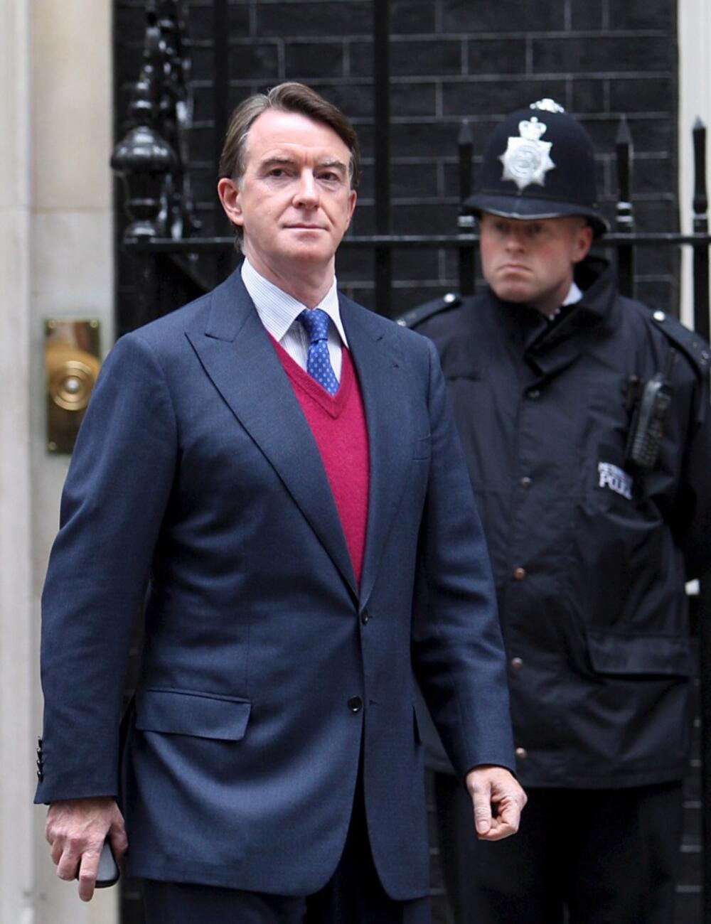 Lord Piter Mendelson uhapšen zbog sumnje da je Epštajnu odavao osetljive informacije