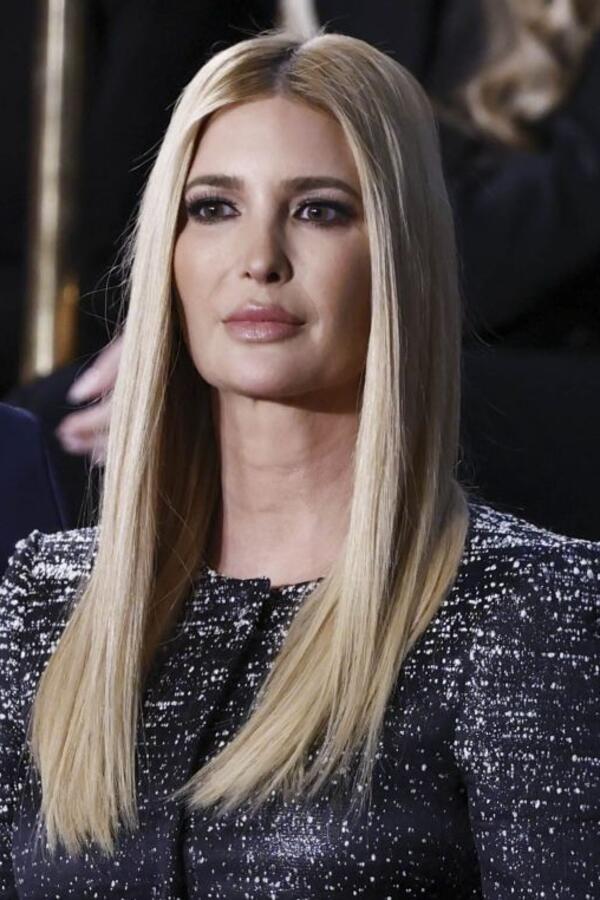 Ombre komplet Ivanke Tramp stvarno morate da vidite: Pored nje je čak i Melanija izgledala nezanimljivo