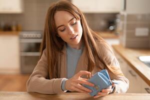 3 znaka kojima mart daje finansijsku injekciju: Igre na sreću, povećanje plate, vraćanje starog duga &ndash; sve je moguće