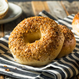 Recept za mekane proteinske đevreke od samo nekoliko sastojaka: Testo se ne mesi, a na vašem stolu biće očas posla