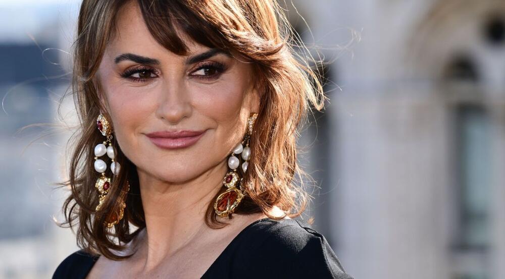 Atraktivno izdanje Penelope Kruz