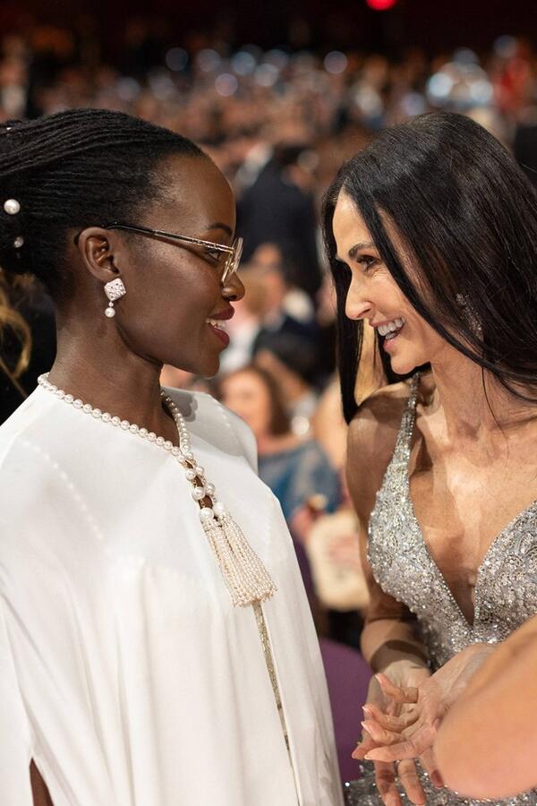 Pre dve godine je imala 50 tumora, a najveći je veličine pomorandže: Oskarovka strepi od operacije, ali nastavlja borbu