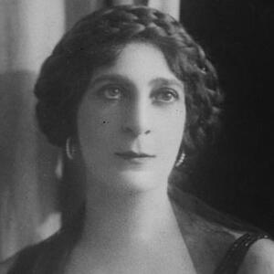 Bila je najbogatija u zemlji, pa došla do prosjačkog štapa: Tužnu princezu Katarinu su na dno bacili i ljubav i politika