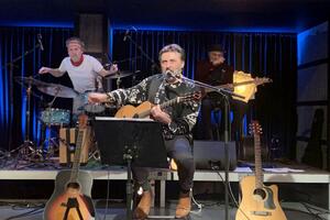 Zabranjeno pušenje: Neuštekani u pohodu na Zapadnu Evropu, prva stanica - Minhen