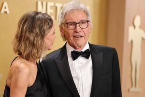 "Ja sam zaista srećan čovek..." Dirljiv govor Harisona Forda u kom je posebno mesto pripalo 22 godine mlađoj supruzi