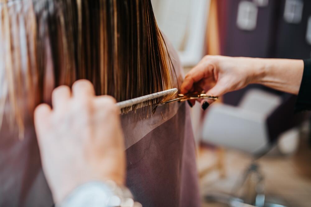 Ako planirate šišanje pred proleće, jedna frizura je siguran izbor jer pristaje svakom obliku lica i lako se oblikuje