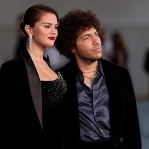 "Kako tako uspešna žena može ovoliko da se ponižava?" Zbog poteza Selene Gomez ni najveći fanovi "ne mogu da je brane"