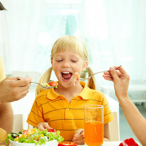 5 IDEJA ZA VEČERU za probirljivu decu: Sve super brzo i ukusno, nema šanse da im se ne svidi