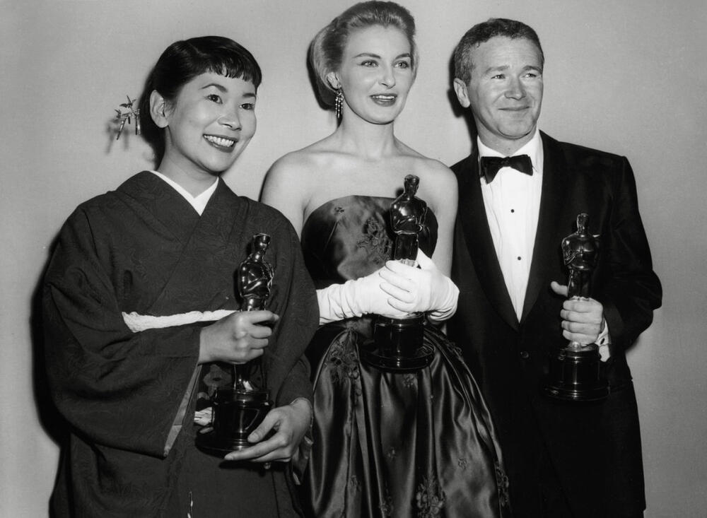 Džoana Vudvord na dodeli Oskara 1958. godine u haljini koju je sama sašila