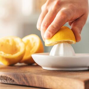 Kad ovo vidite nikad je više nećete bacati: 10 genijalnih načina da iskoristite KORU OD LIMUNA u kući