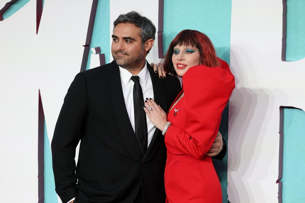 Lejdi Gaga je za Majkla Polanskog verena od 2024. godine