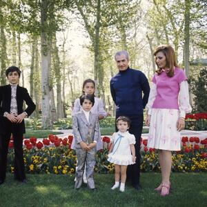 One su najpoznatije PRINCEZE-INFLUENSERKE na svetu: Unuke poslednjeg iranskog šaha su i te kako zanimljive janvosti