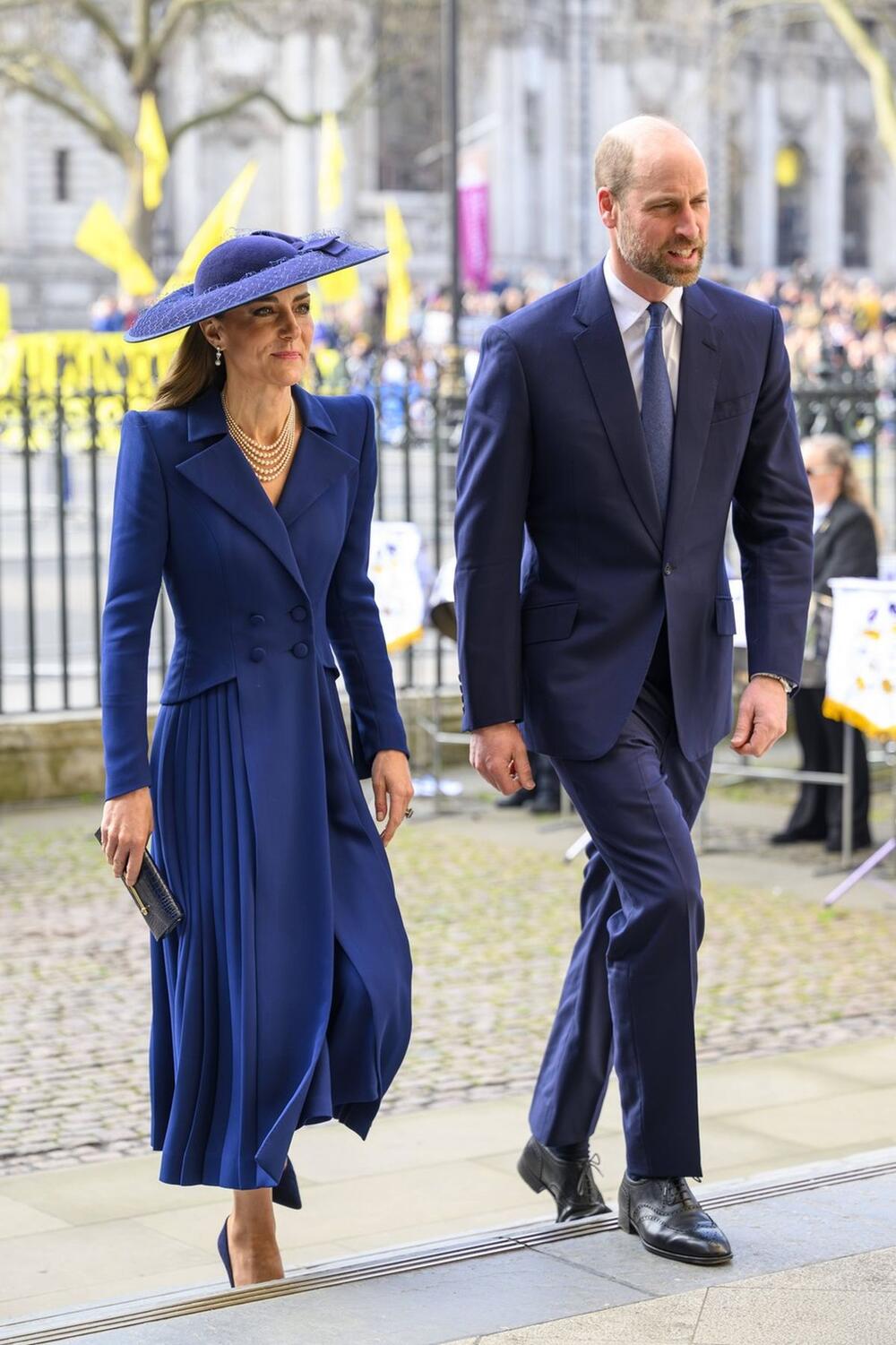 <p>Kad je stigla na službu povodom Dana Komonvelta u kobaltnoplavoj haljini Ketrin Voker, princeza od Velsa je rasterala sive oblake iznad Londona.</p>