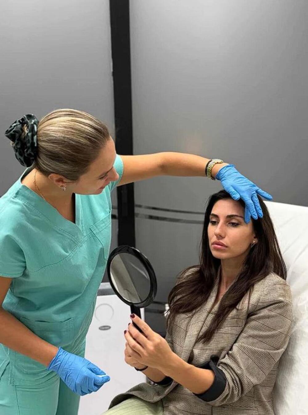 Hijaluronski fileri su sterilni, biorazgradivi, prozirni gelovi za povećanje usana.