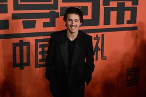 Nazivaju ga "površnim, prikrivenim Kardašijanom": Evo šta radi Timoti Šalame dok mu Oskar klizi iz ruku