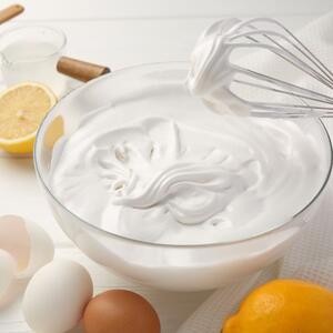 Kako umutiti šlag ručno, a kako mikserom? 10 saveta pomoću kojih ćete napraviti savršen završni sloj za omiljenu tortu