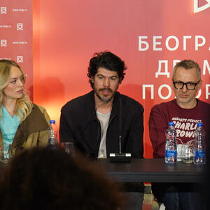 Beograđanke su ludele za njim, ali ona je ukrala njegovo srce: Ko je misteriozna supruga Milutna Miloševića?