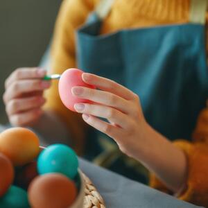 Kada se farbaju uskršnja jaja &ndash; na Veliki četvrtak, petak ili subotu? Odgovor na večitu dilemu