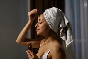 Trik s retinolom za mekanu kožu bez bora &ndash; i to bez iritacija! Ovako ćete izbeći crvenilo, peckanje i perutanje kože