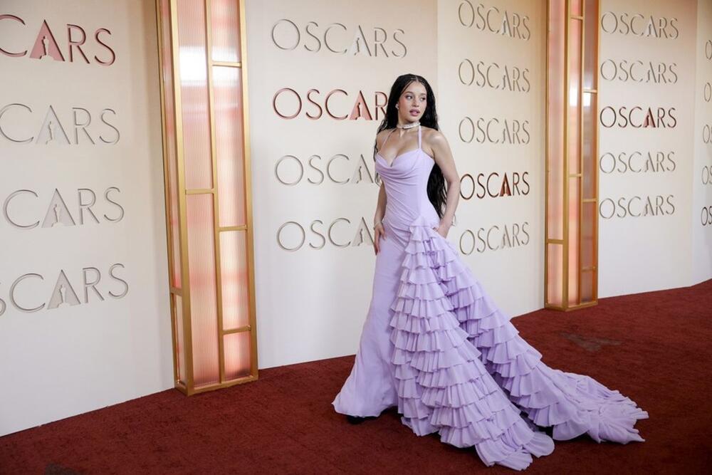 <p>Sinoć je održana 98. dodela Oskara, a u našoj galeriji pogledajte ko su bile najbolje odevene dame i šta su nam pripremile za ovu posebnu priliku.</p>