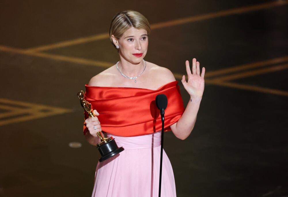 Džesi Bakli je osvojila Oskara za najbolju glumicu, za ulogu u filmu "Hamnet"