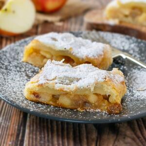 Seljačka POSNA pita od jabuka: Slatkiš od samo 4 sastojka za čiju pripremu vam treba manje od 15 minuta