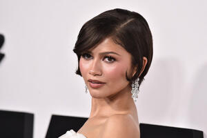 Zendeja u venčanici koju je nosila pre 11 godina: Elegantno izdanje glumice očaralo je Los Anđeles