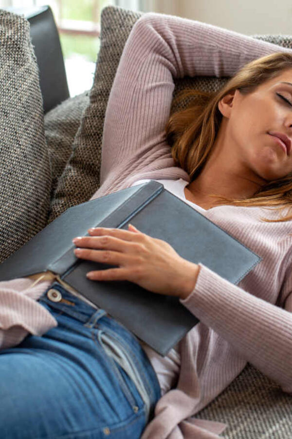 Popodnevna dremka &ndash; da ili ne? Naučnici otkrili kako kratko spavanje tokom dana zapravo utiče na organizam