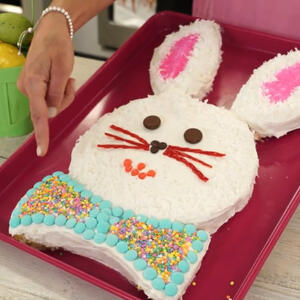 Torta u obliku zeca oduševiće sve mališane: Jednostavna poslastica idealna je za uskršnju trpezu (RECEPT)