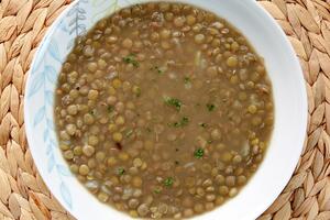 Zasitna čorba od sočiva za Uskršnji post na vodi: Puna je hranljivih materija, a jedan tanjir ima oko 254 kalorije