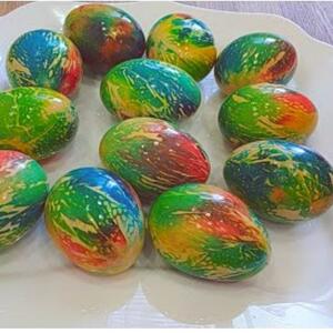 Nova metoda farbanja jaja: Zavirili smo u kuhinju jedne Ruskinje i otkrili pravu magiju