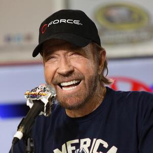 "Nije mi bio potreban DNK..." Priča o tajnoj ćerki Čaka Norisa je potresnija od filma, a glumac se jednog detalja stideo