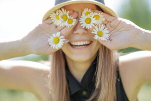 Dnevni horoskop za 23. mart: Lavovi rešavaju probleme koji ih muče, a kome se razilaze "crni oblaci"?