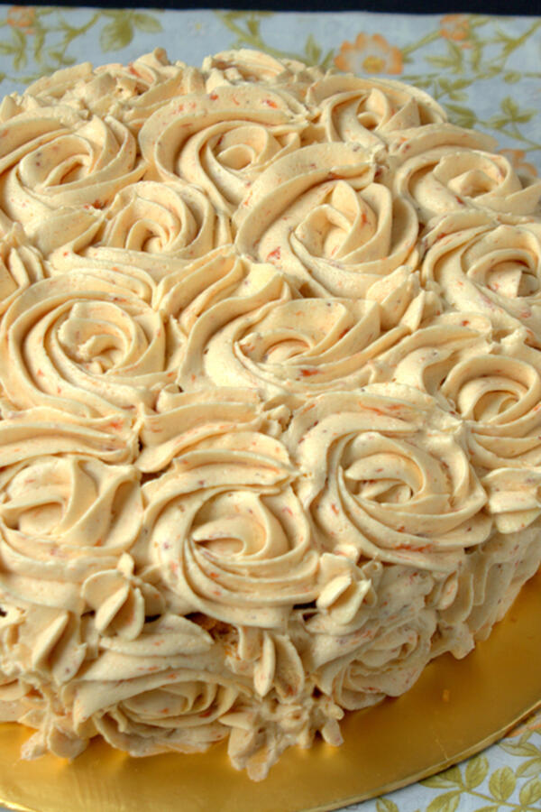 Kraljica među tortama, tajna koja se prenosi generacijama: Recept za najlepšu PUSLICU čije se kore tope pod nepcima